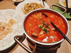 -耶里夏丽·丝路国际·新疆餐厅(浦东区东方路店)