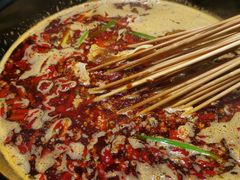 -两三事小郡肝串串香火锅(桂庙店)