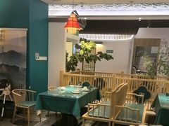 -呷湘厨·鱼汤捞饭·剁椒鱼头·辣椒炒肉(国家会展中心店)