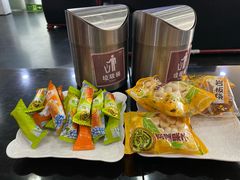 -青岛鸿发智越领克新能源中心