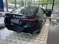 -百益佳租车(机场店)