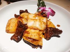 牛仔骨炒年糕-绿茶餐厅(成都大悦城店)