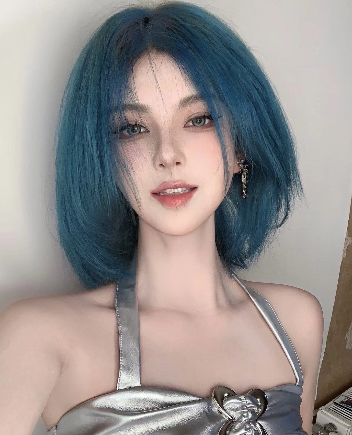 潮流蓝色发色
