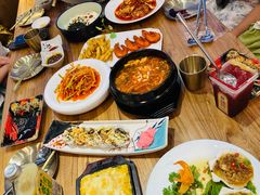 -青瓦餐厅·生鱼片·韩园烤肉(西塔店)