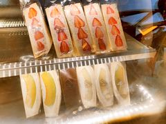草莓三明治-Fruwich果明治(西单更新场店)