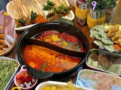 -签多多串串香火锅
