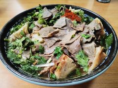 牛肉罩火烧-清真·白家牛肉罩火烧老店(育才街店)