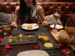 -恰餐厅及酒吧 CHAR Bar & Grill (北京丽都皇冠假日店)