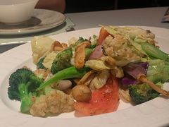 -闻见中国海南菜(K11店)