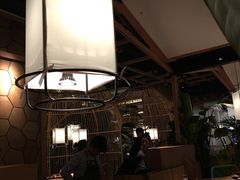 大堂-大头椰·椰子鸡火锅(南宁万象城店)