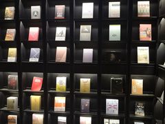 -阅西安新华书店(翠华南路店)