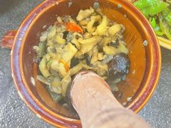 擂茄子皮蛋-湘肠香火锅店(团结湖店)