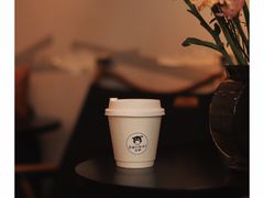 -芷桦咖啡(新城市广场店)