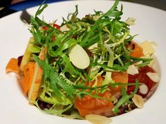 三文鱼沙拉-厚积云牛排餐吧(宽窄巷子店)