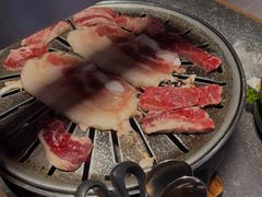 -草家酱蟹炭火烤肉店(珲春南路二店)