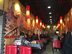 大堂-愉肴麻辣香锅(中山路店)