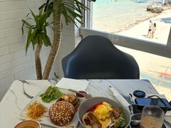 -The Sunny Side Cafe Station 1
