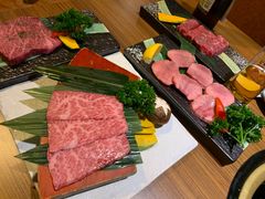 -炼火烤肉店