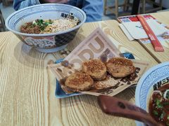 -魔都三兄弟酸辣粉·蘸卤炸串(虹桥万科店)