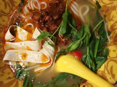 陈浩老司机焖肉米线-小北饵块&饵丝之滇(南锣鼓巷店)