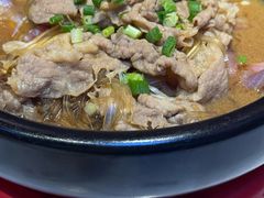 -渝是乎川渝小炒(新世界百货望京店)