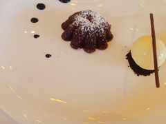 巧克力蛋糕配香草冰淇淋-Jean Georges