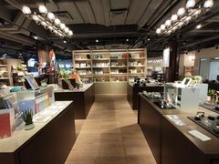 -光海书局(南京东路第一百货店)