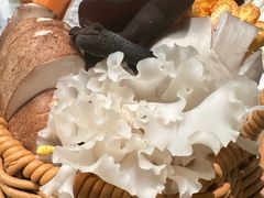 -煲王粤菜餐厅(中侨中心店)