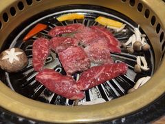-炼火烤肉店