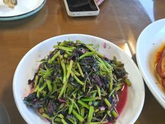 -芦茨金富饭庄·25年老字号·专做稻草鸡