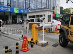 -新华金融大厦-停车场