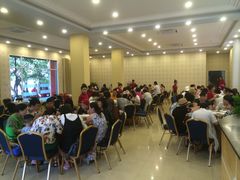 -顺峰渔港中国人的餐厅