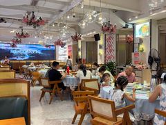 -刘姐啤酒鱼民族演艺餐厅(西街总店)