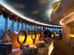 -黄金海景大酒店-旋转餐厅