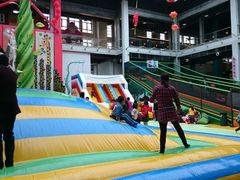 -蒙特利亲子乐园