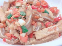 香干炒猪耳-八碗湘长沙市井菜(坡子街店)