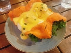 烟熏三文鱼班尼迪蛋-Money Shops(愚园路店)