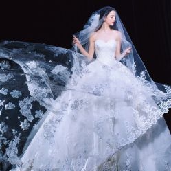 -南京宝娜嫁衣婚纱礼服馆(中央路店)