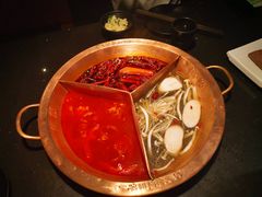 三种口味的鸳鸯火锅-锅说大脸毛肚重庆老火锅(佐阾店)