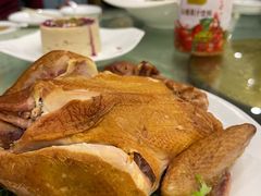 -园中园美食城