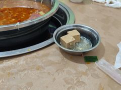 -黑竹沟新场牛肉火锅