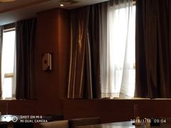 -泓历皇朝酒店(东亭店)