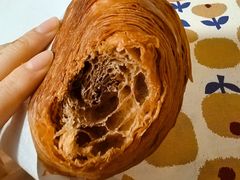 -VERIE BAKEHOUSE