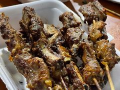 -巴汗羊肉串烧烤店