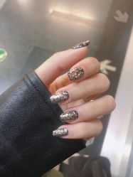 -七彩虹美甲美睫 半永久