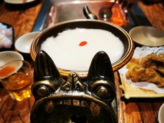 -老牌坊云南鱼豆花火锅(爱建店)