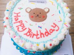 手绘小熊蛋糕复古裱花-艾加柒克蛋糕茶歇甜品台(春熙路店)