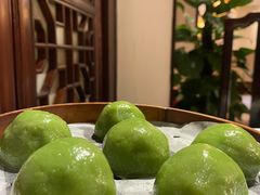 苏式青团子-得月楼·省级非遗·传统苏帮菜(观前店)