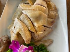 放养走地白切鸡-鹿其林酒家(大学城店)