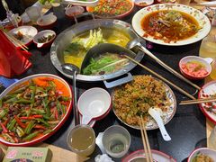 -谭公鱼头·鲜鱼火锅·小龙虾·江湖菜(秀沿路店)